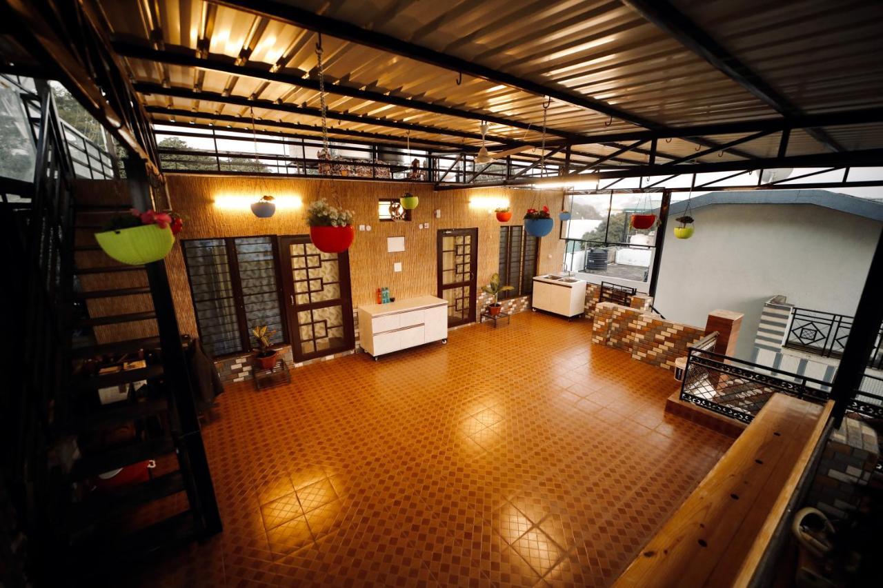 The Location, A Penthouse Hotell Dehradun Eksteriør bilde